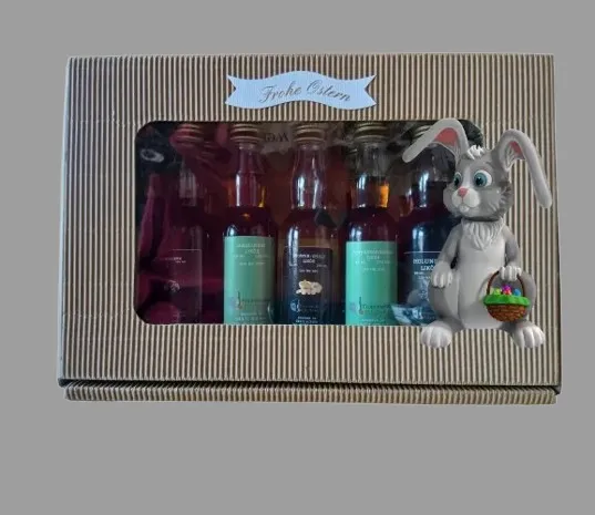 Ostern: Probierpaket mit 14 x 40 ml prämierten Likören in Präsentbox mit Sichtfester
