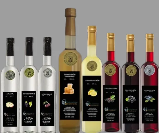 prämierte Edelbrände und Liköre in Glasflaschen 0,5 l