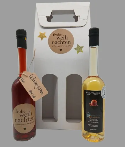 Weihnachten: Präsentkarton (wei) mit 2 Sichtfenstern und 2 Likören (0,2l) in Schmuckflasche "Opera"